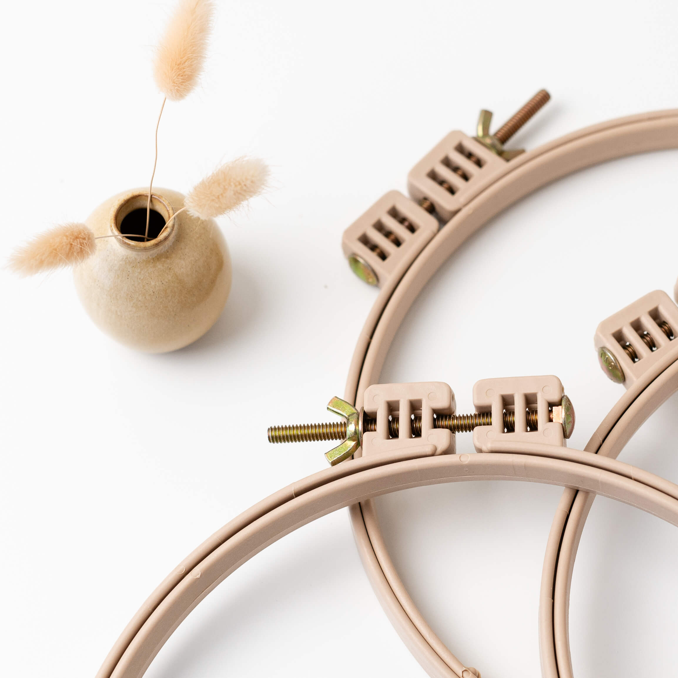 Morgan no slip gripper hoops for punch needle