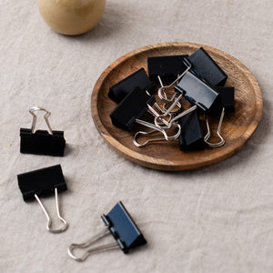 binder-clips-for-hemming-rug