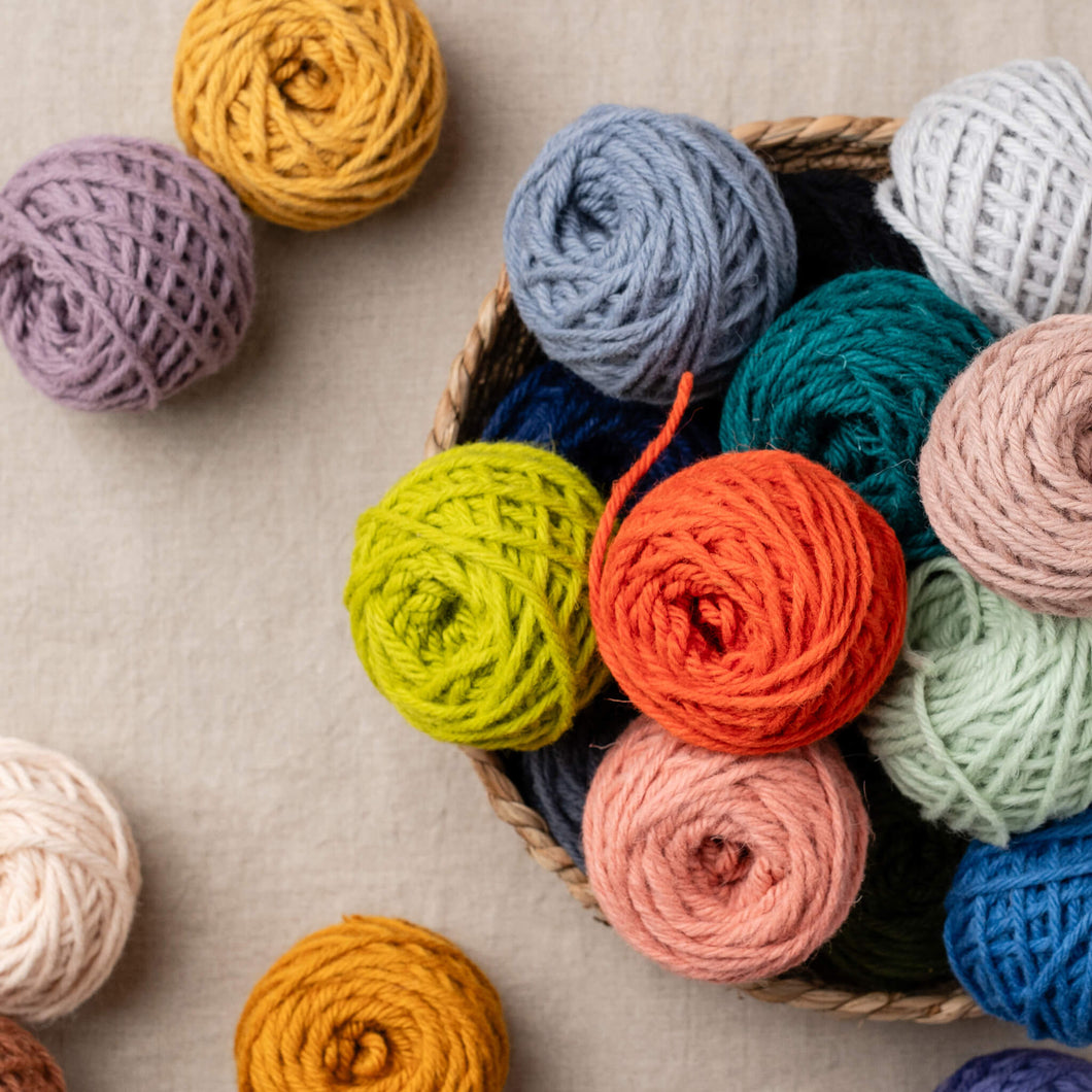 100% wool rug yarn (50g) - bundle of 12
