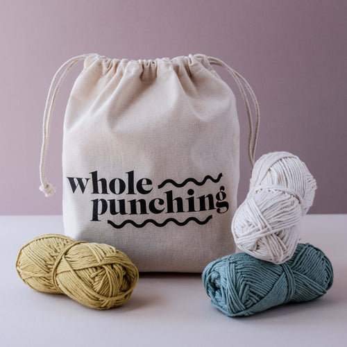 Whole punching canvas bag with spring palette