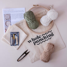 Load image into Gallery viewer, diy punch needle kit with lavor fine punch needle &amp; autumn palette