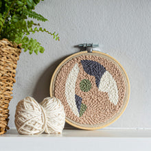 Load image into Gallery viewer, petit pois punch needle beginner kit
