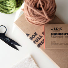 Load image into Gallery viewer, LDH thread snips midnight edition